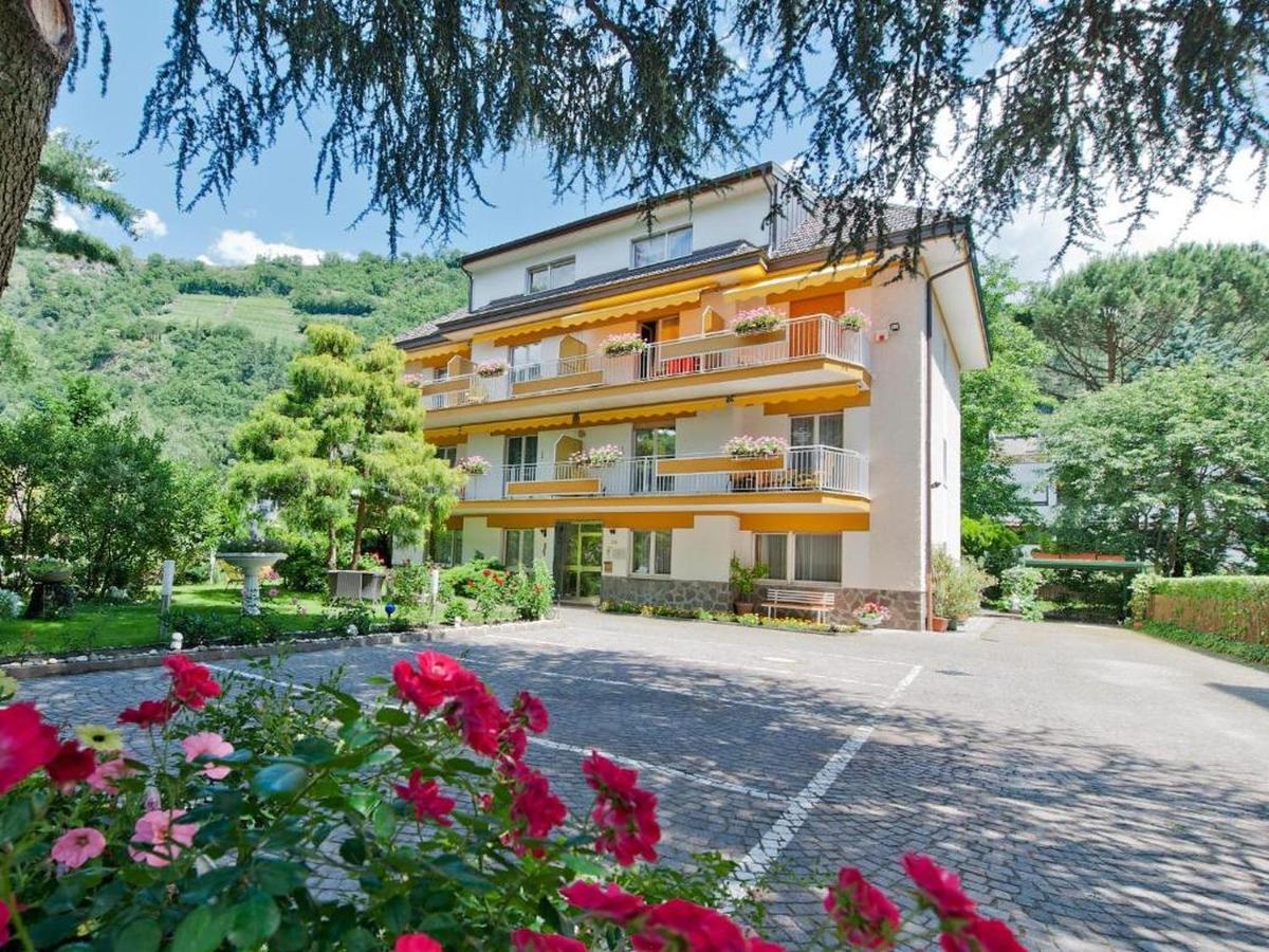 Villa Sabine - Berta メラーノ エクステリア 写真